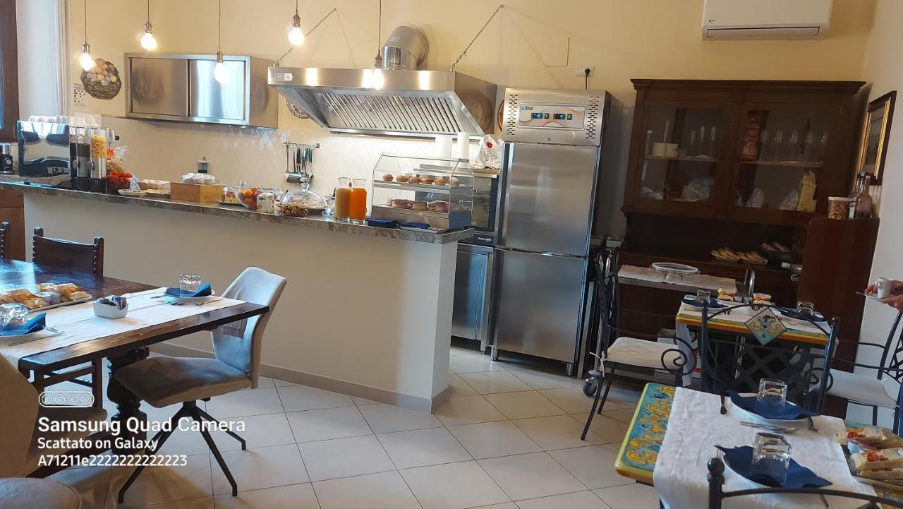 Dimora Charleston Parcheggio Privato In Loco Gratis 2* Lecce