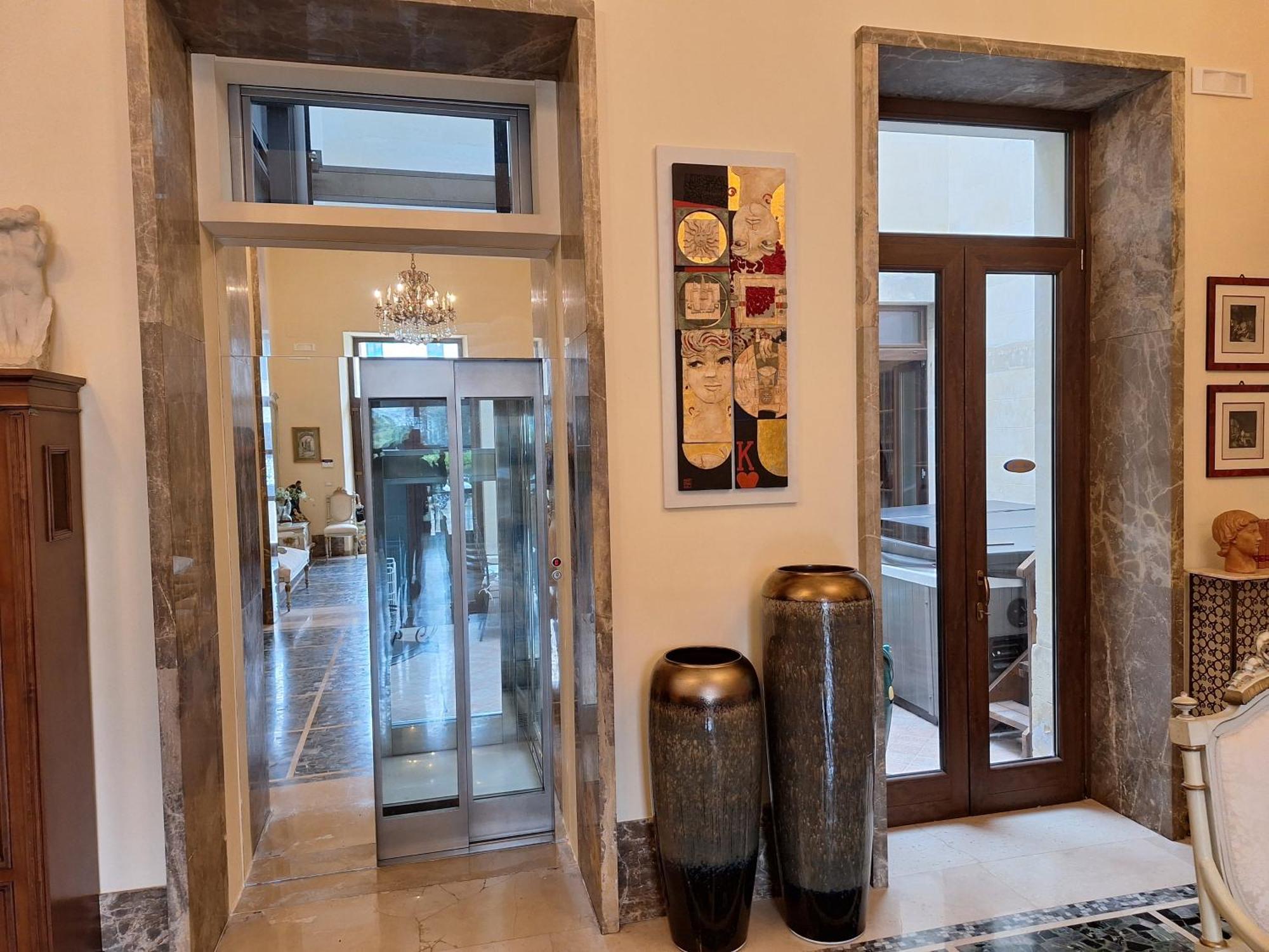 Dimora Charleston Parcheggio Privato In Loco Gratis Frühstückspension 2*