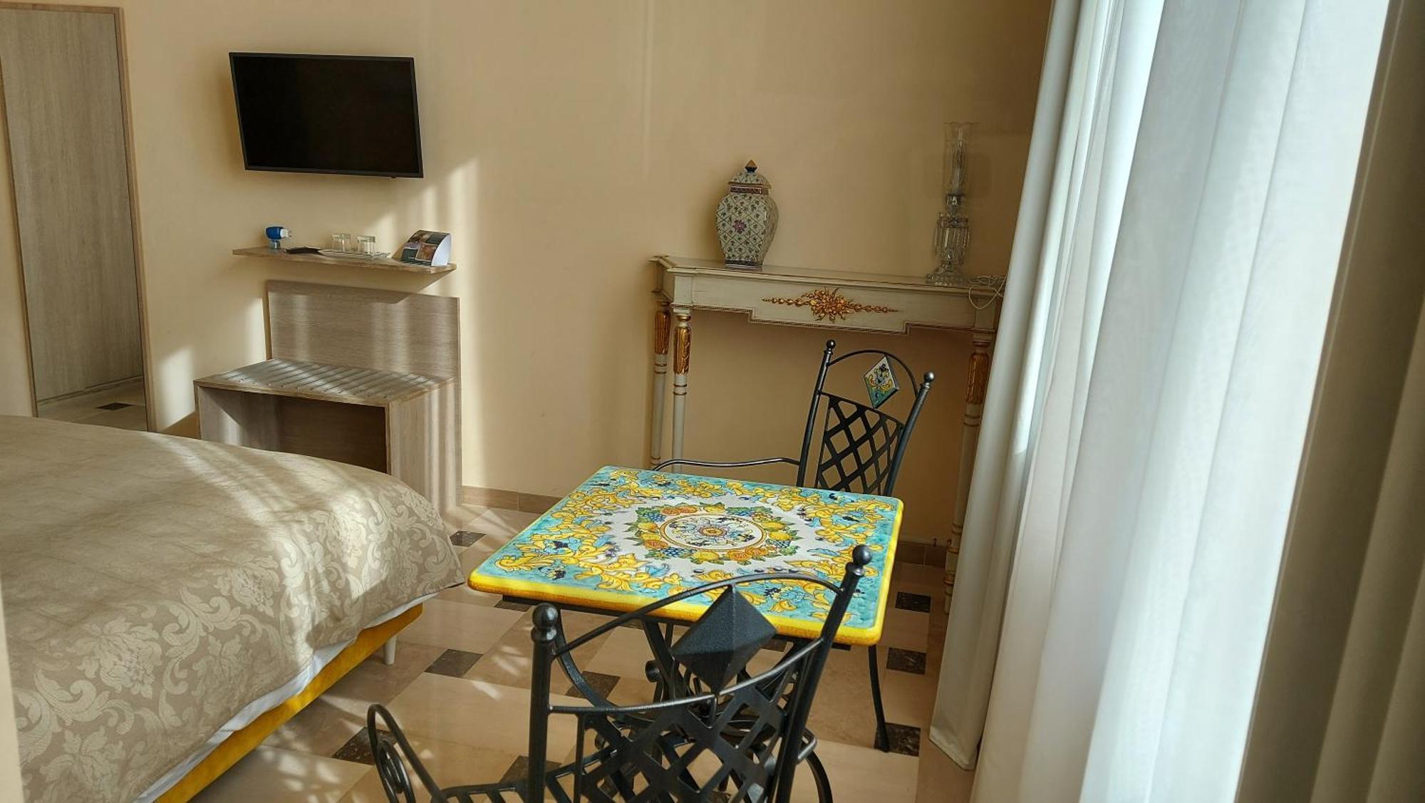 Dimora Charleston Parcheggio Privato In Loco Gratis Bed & Breakfast Lecce