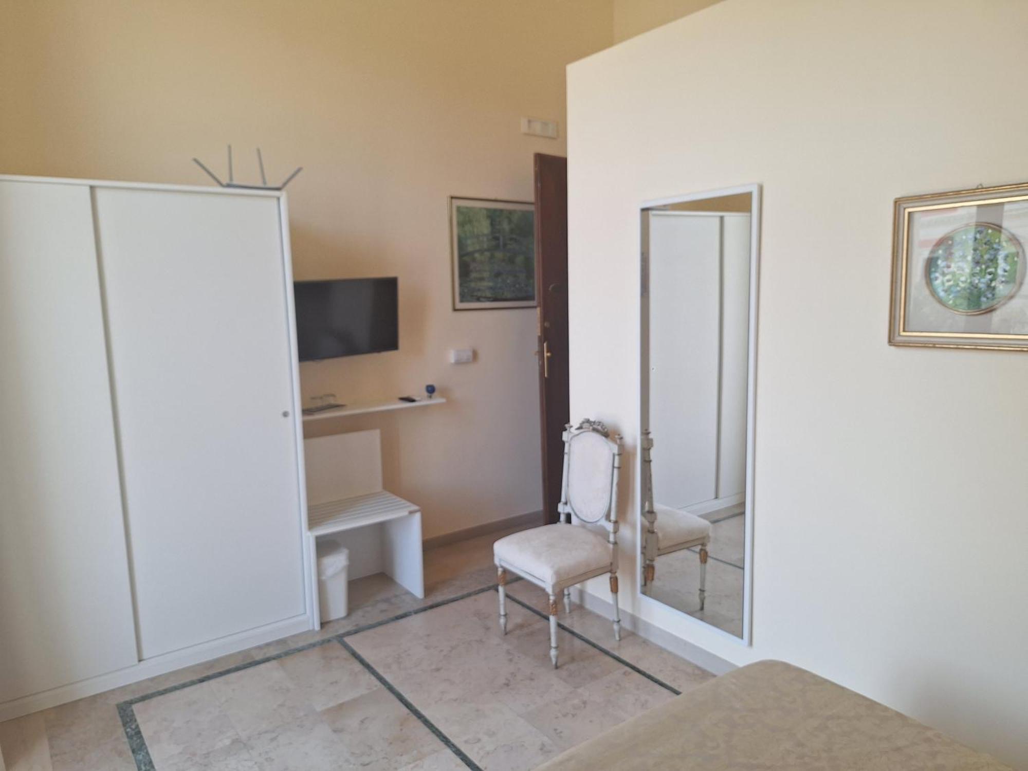 Dimora Charleston Parcheggio Privato In Loco Gratis 2* Lecce